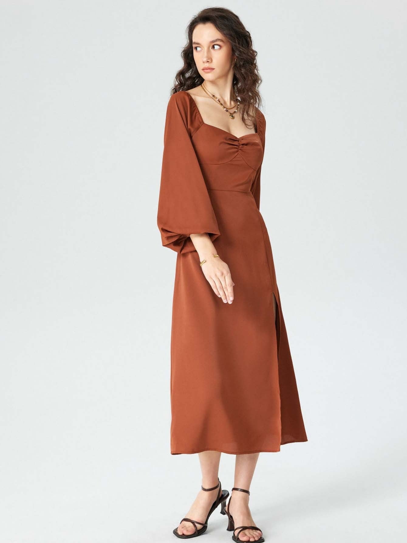 ZAMORRA | FRENCH DRESS WITH LONG SLIT