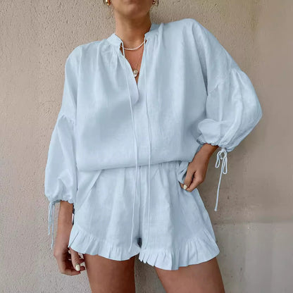 MOON | V-NECK AND LANTERN-SLEEVE WIDE-SHORTS