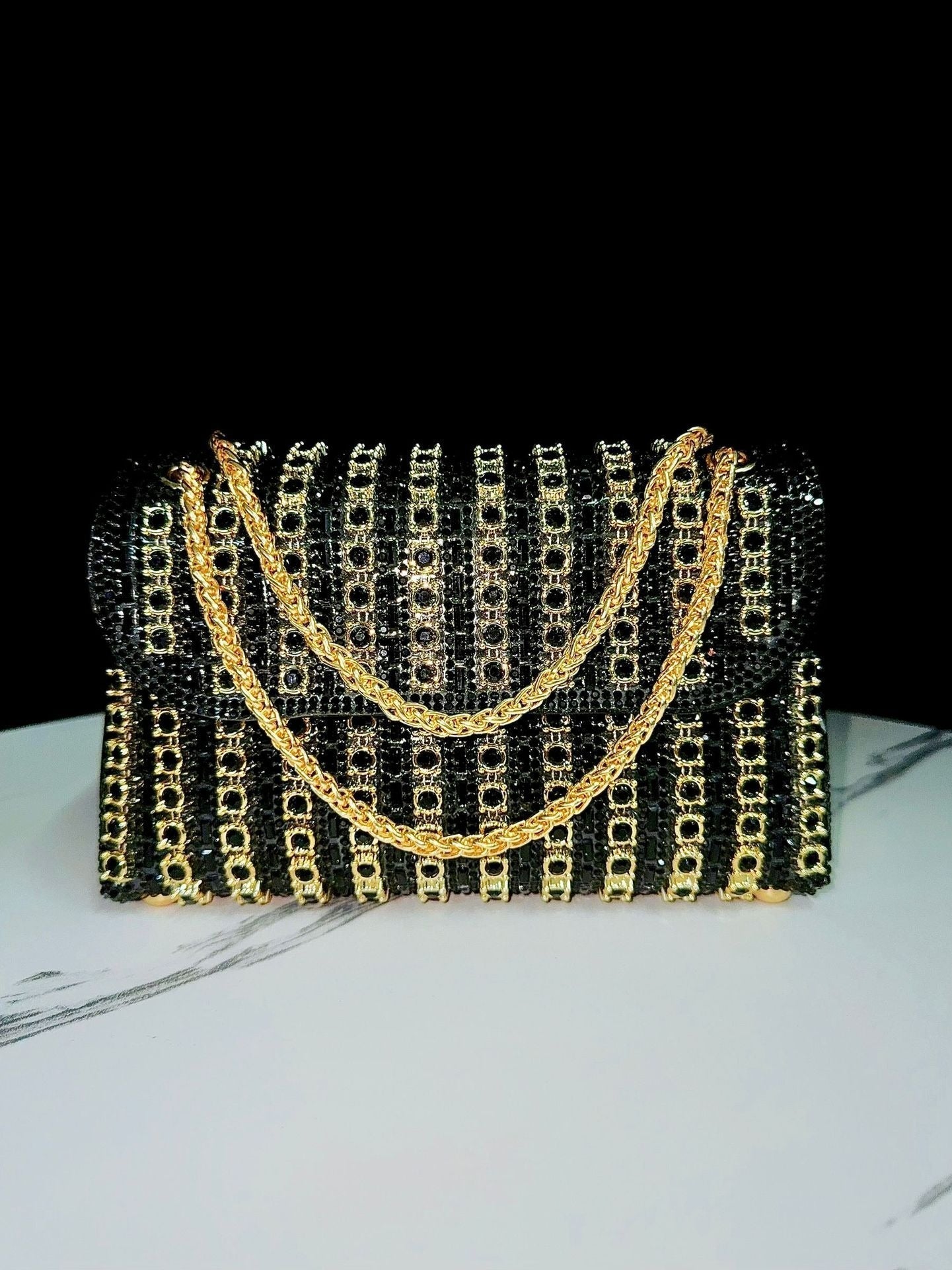 ZENNITH | SOCIALITE DIAMOND HAND BAG