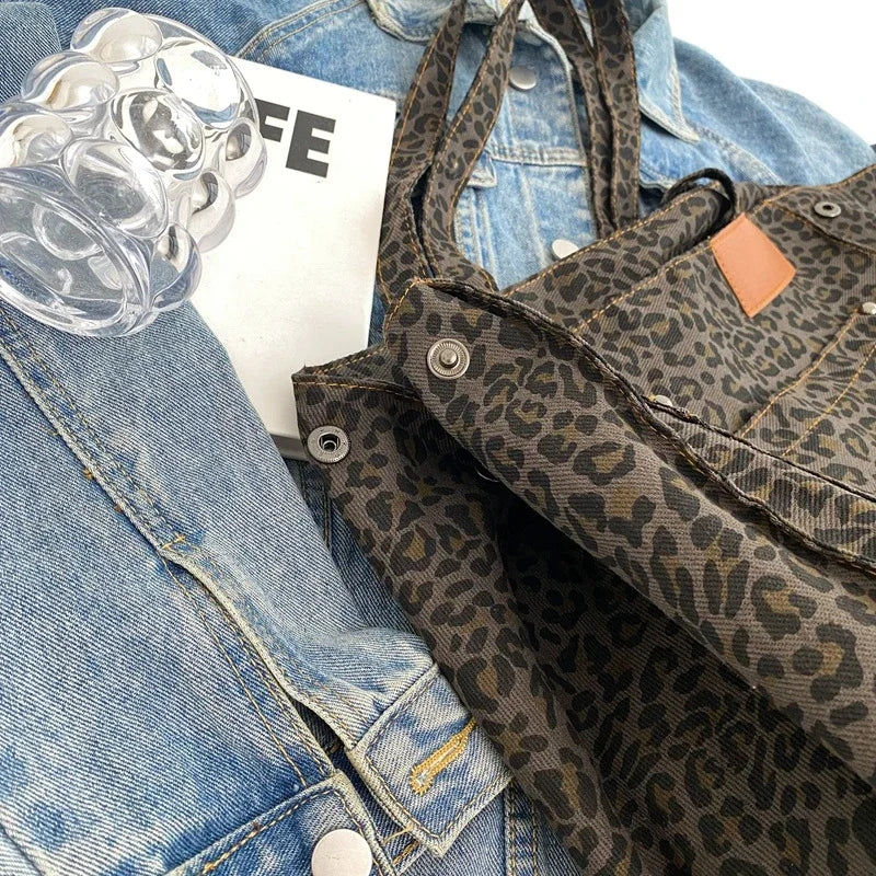 OVERSIZED LEOPARD BAG 