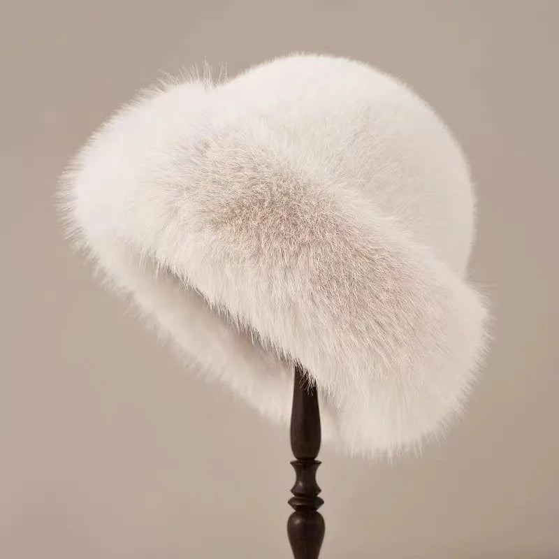 VICTORIA | PREMIUM FAUX FUR HAT FOR ELEGANCE AND COMFORT